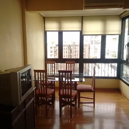 Apartamento Ramon Y Cajal Apartment *